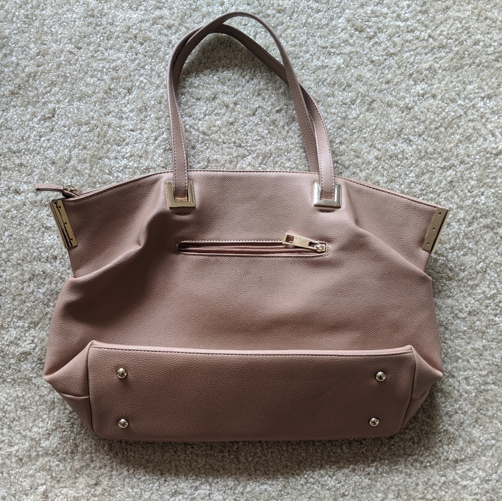 Handbag - Picture 2 of 2